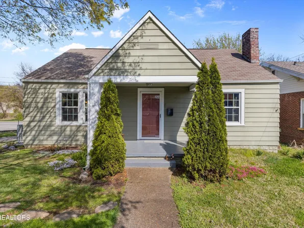 2211 Tecoma Dr, Knoxville, TN 37917