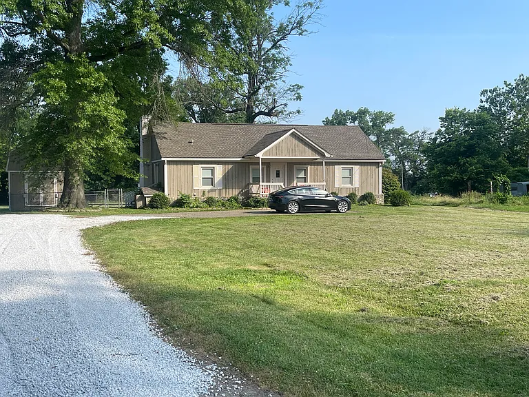 5211 River Rd — Photo 4