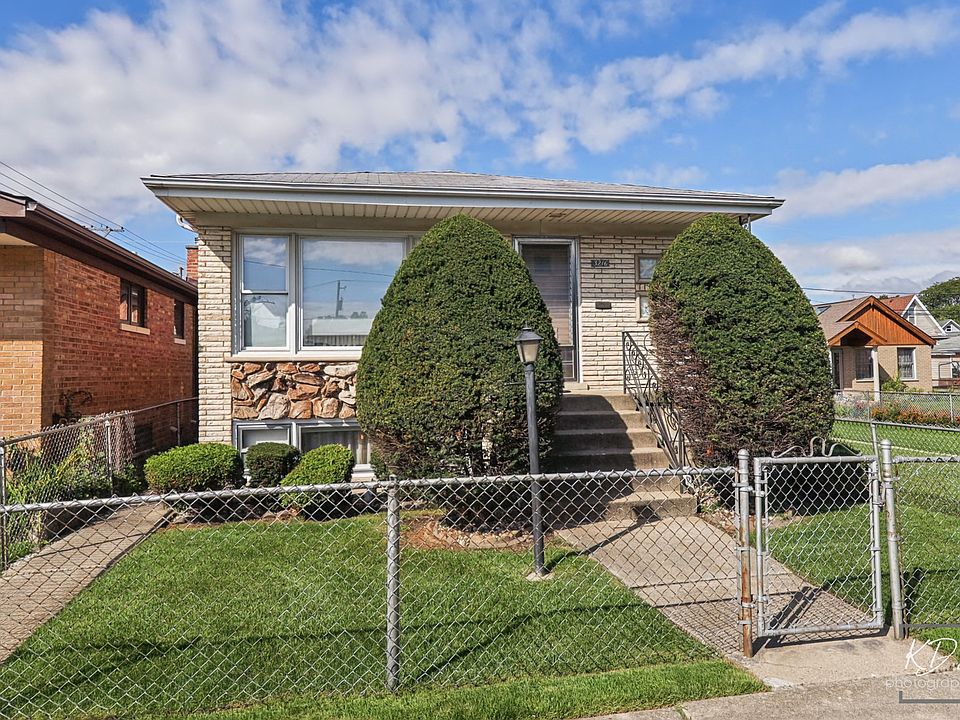 1st image of 3216 N Ottawa Ave