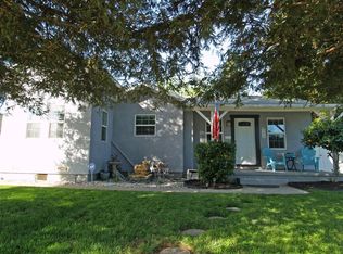 566 California Ave, Oakdale, CA