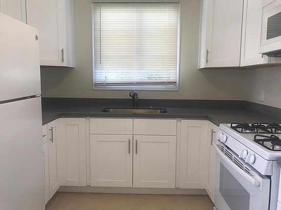 5th image of 3909 Regan Dr