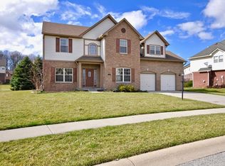 4170 Huntsman Dr, Zionsville, IN 46077