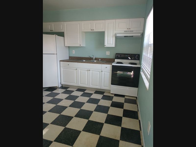 1st image of 3968 Pearl St #A