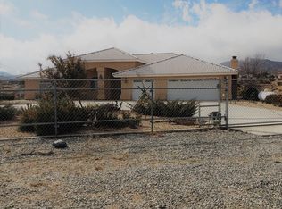 5295 Snow Line Dr #6, Phelan, CA 92371