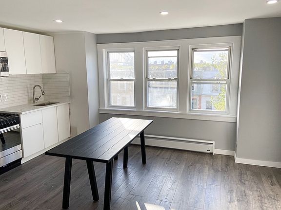 4th image of 21-21 24th St #2