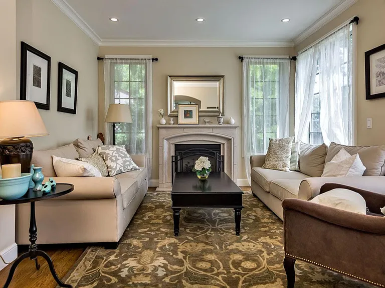 2261 Saint Francis Dr — Photo 4