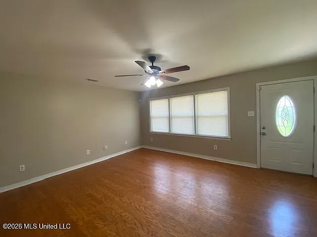 420 Champlin St — Photo 16