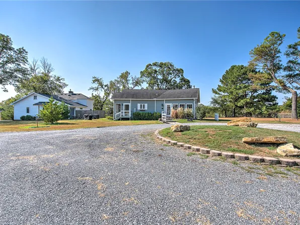 824 Highway 12, Bentonville, AR 72713