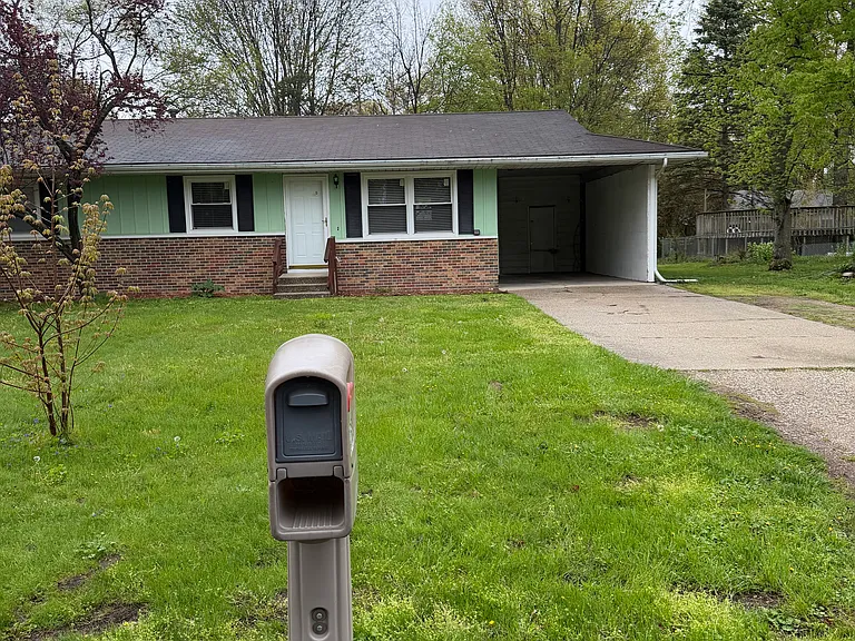 169 Elm Ln #169 — Photo 6