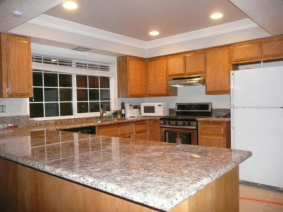 1st image of 16589 Verde Dr