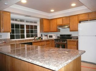 16589 Verde Dr, Hesperia, CA 92345