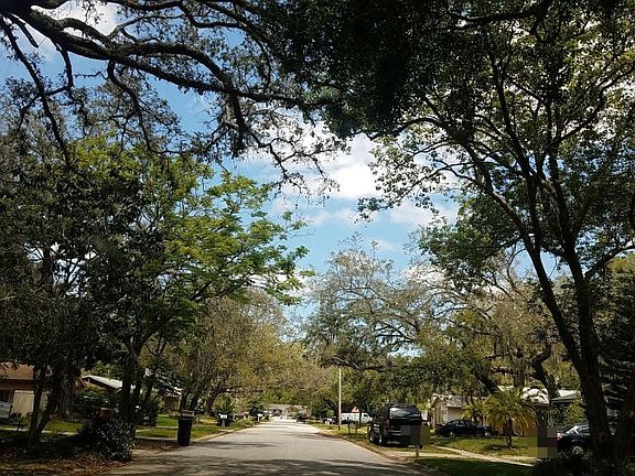 4th image of 7600 Village Green Dr