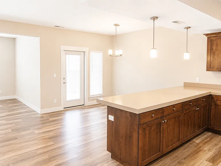 923 S Aspen Way — Photo 5