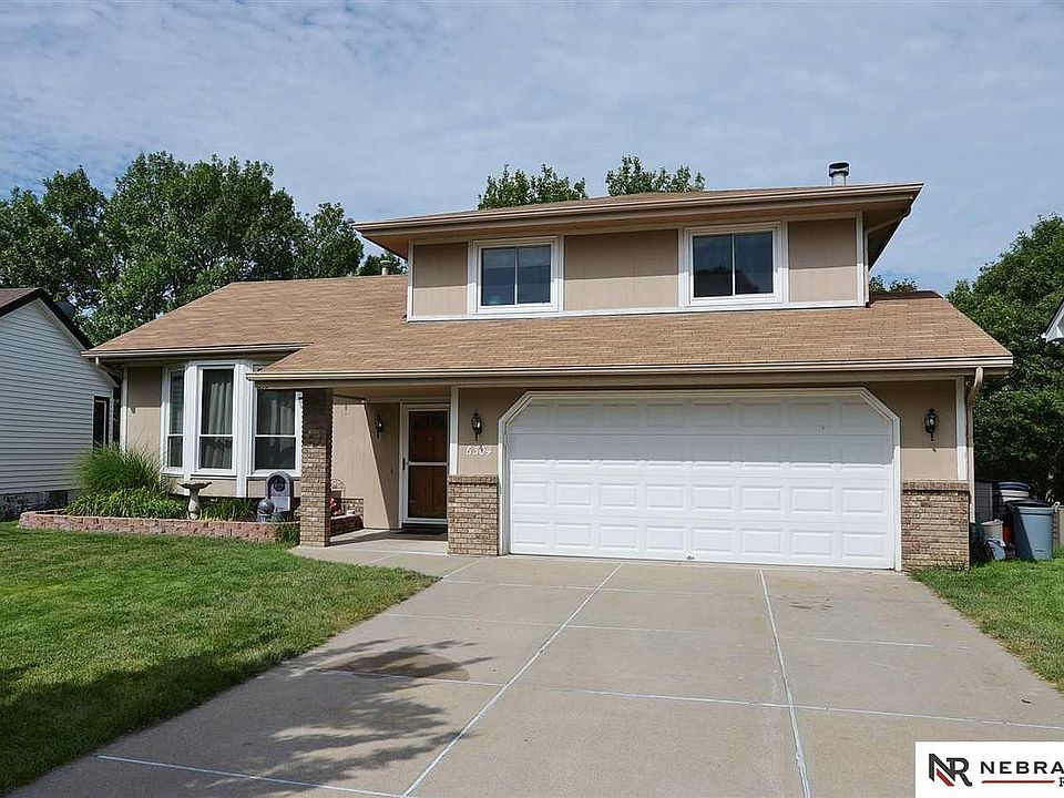 1st image of 6304 N 108th Avenue Cir