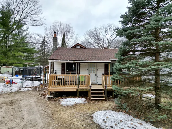 196 Melrose Ave, Wasaga Beach, ON L9Z 2T1