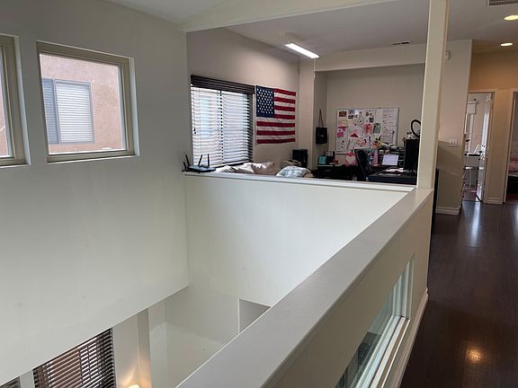 5th image of 2091 Lake Shore Dr Unit B