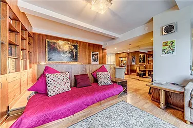 Sold by Lin Pan Realty Group LLC