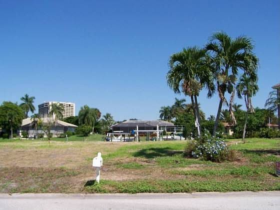 1st image of 989 Bal Isle Dr