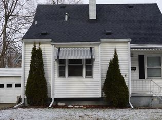 2114 Arborview Blvd, Ann Arbor, MI 48103