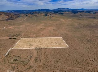 123 Bobcat Ln, Newberry Springs, CA 92365