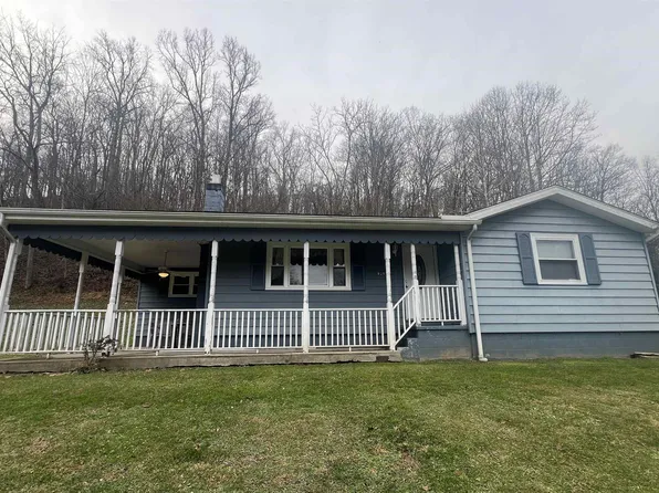 3408 Fudges Creek Rd, Barboursville, WV 25504