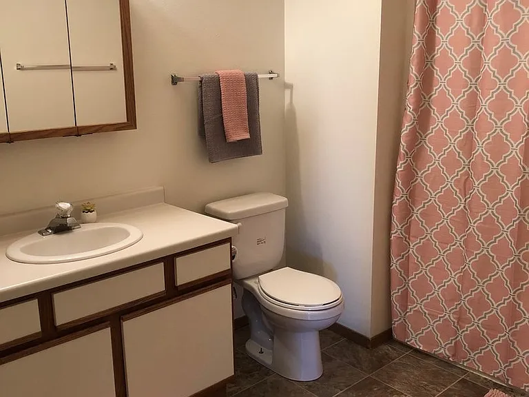 Archway Apartments — Photo 7