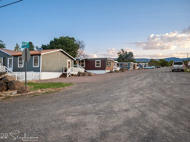 408 NW 8th St — Photo 15