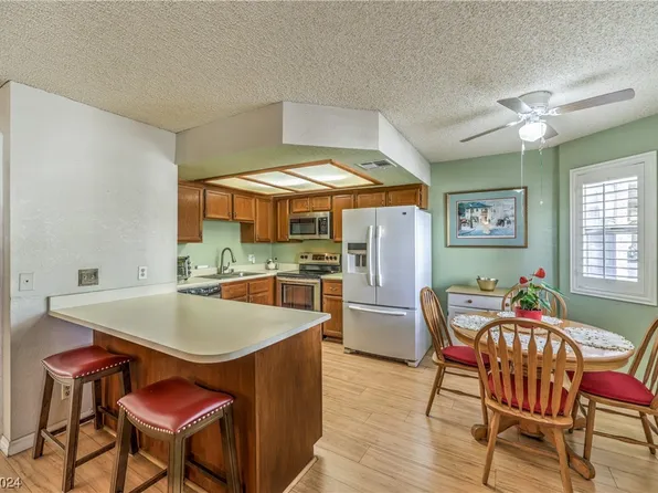 1325 Pinto Rock Ln Unit 102, Las Vegas, NV 89128