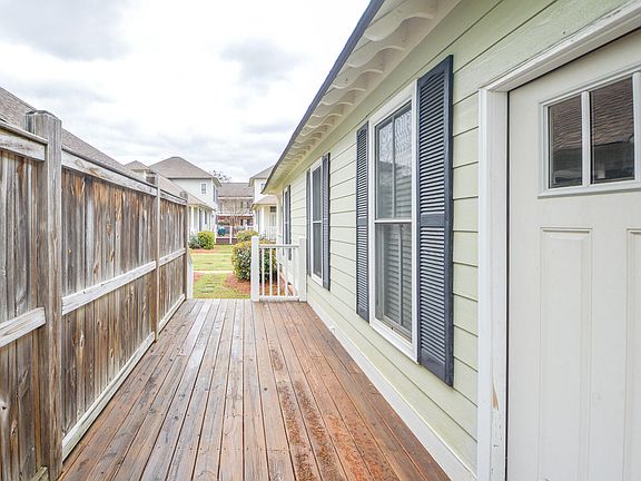 4th image of 500 River Rd #84