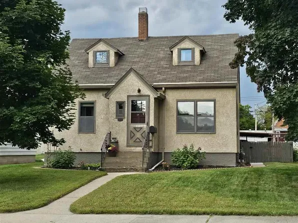 806 N Jefferson St, New Ulm, MN 56073