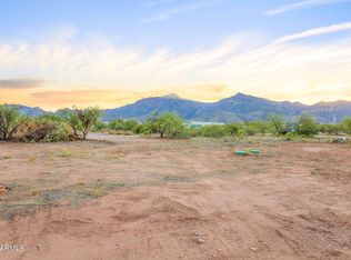 5957 E Dakota Rd, Hereford, AZ 85615