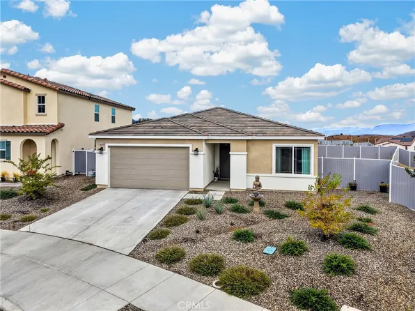 12768 Fuji Cir, Corona, CA 92883