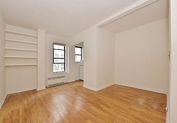 3rd image of 495 W End Ave APT 4F