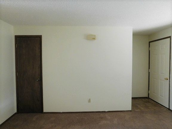 5th image of 410-416 SE 7th Ave #412