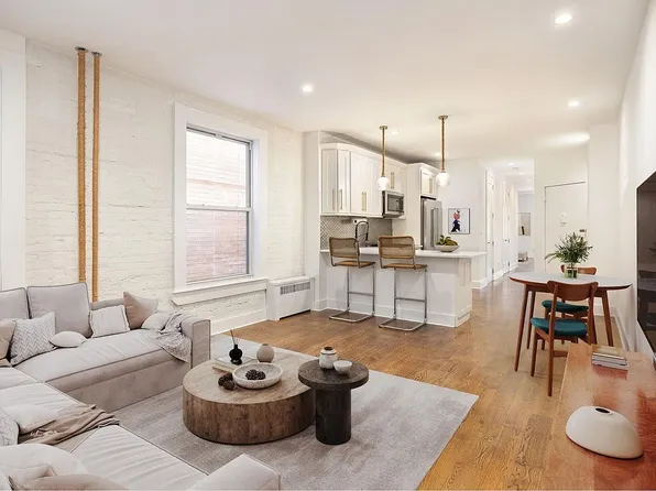 214 W 85th St APT 4W, New York, NY 10024