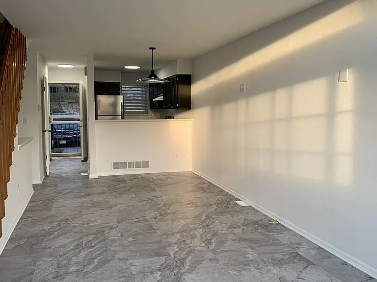 1818 S Quebec Way #5 — Photo 3