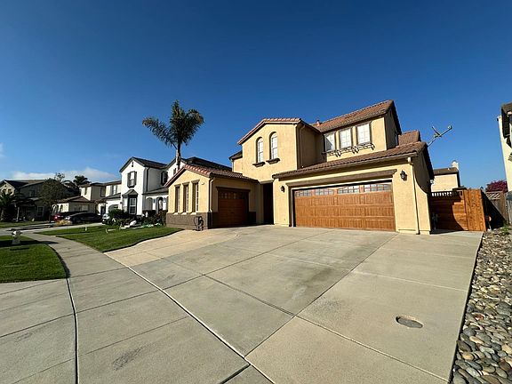 4th image of 1221 Modena St