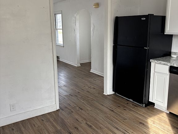 3rd image of 1305 S 3rd Ave #1