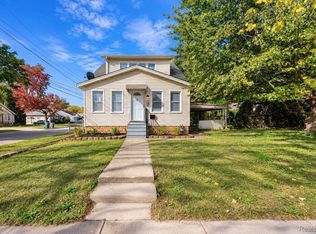 2848 Banner St, Dearborn, MI 48124