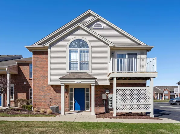 51626 Hale Ln, Chesterfield, MI 48051