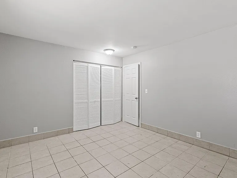 3733 Brush Creek Dr #1 — Photo 7