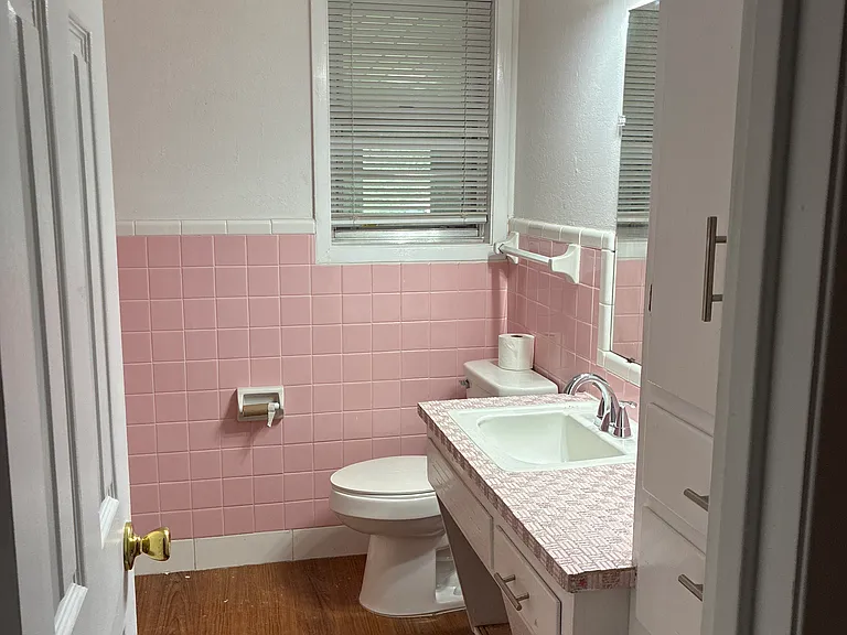 2014 S 43rd St #1 — Photo 7