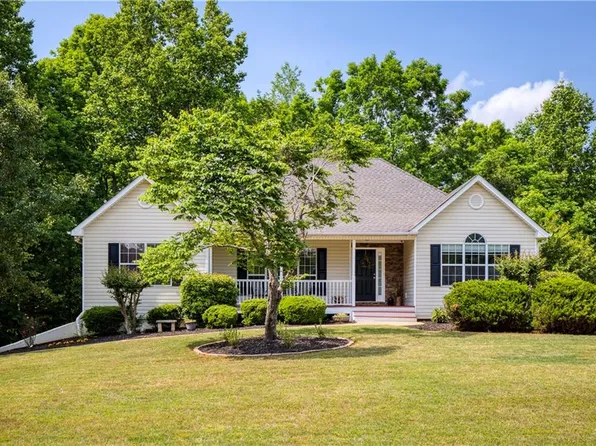 4255 Longmont Dr, Cumming, GA 30028