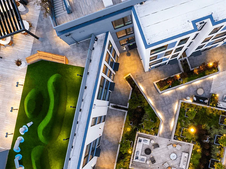 Ventana Residences — Photo 1
