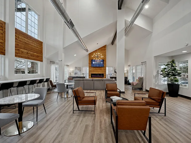 Barrett Creek Apartments — Photo 19