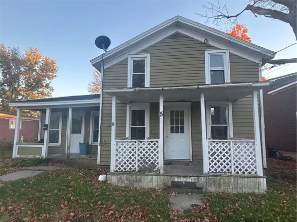 5 Cass St, Wayland, NY 14572
