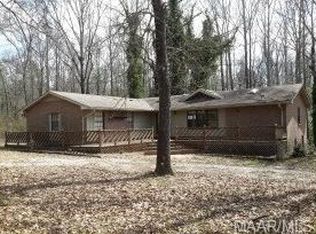 165 Autumn Dr, Deatsville, AL 36022