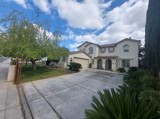 1904 N Forestiere Ave, Fresno, CA