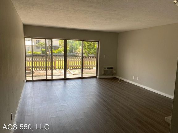 5th image of 550 NE 20th St #10520838
