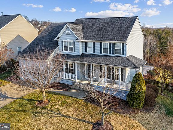 3rd image of 3634 Carolina Ct